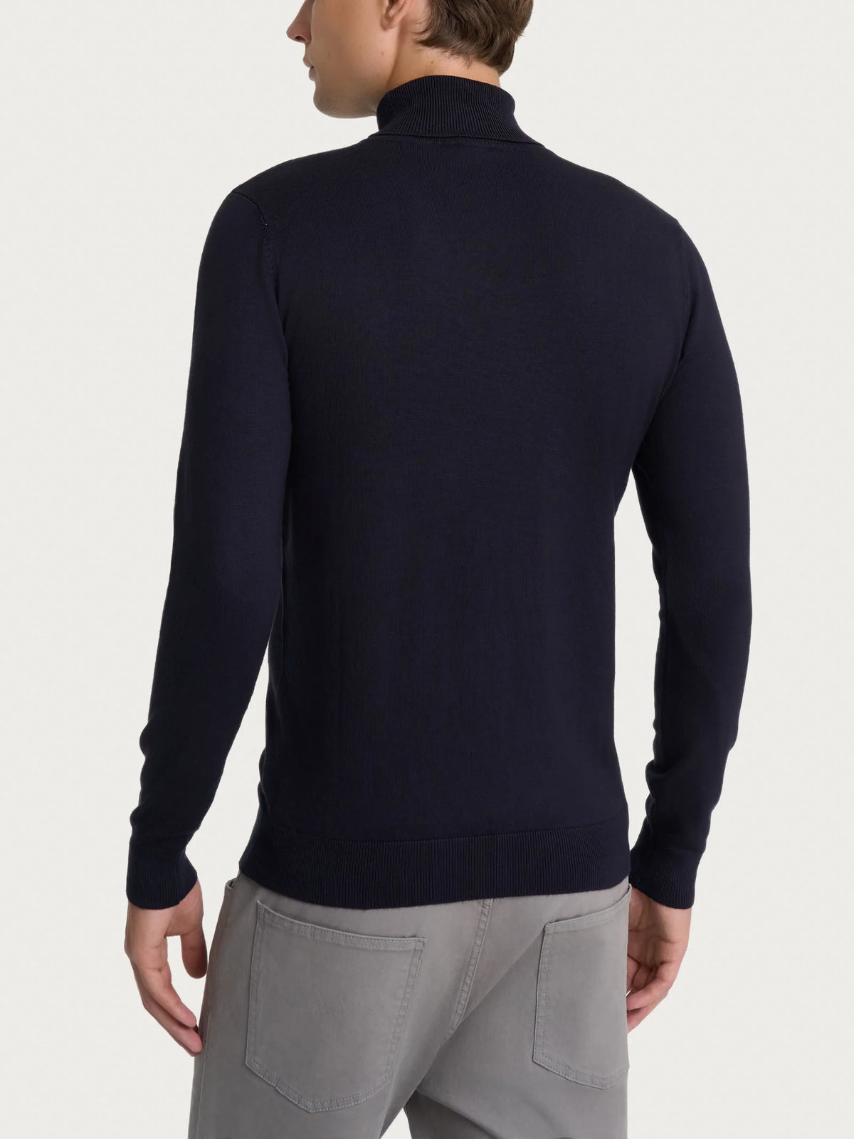 Four Seasons turtleneck