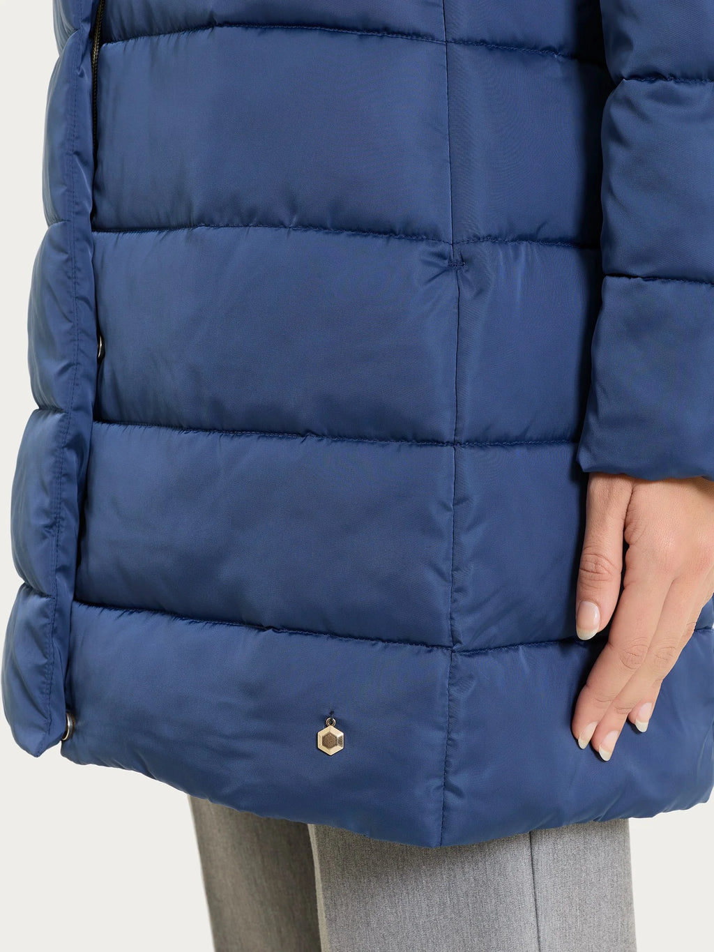 Satin Puffer piumino lungo con cappuccio